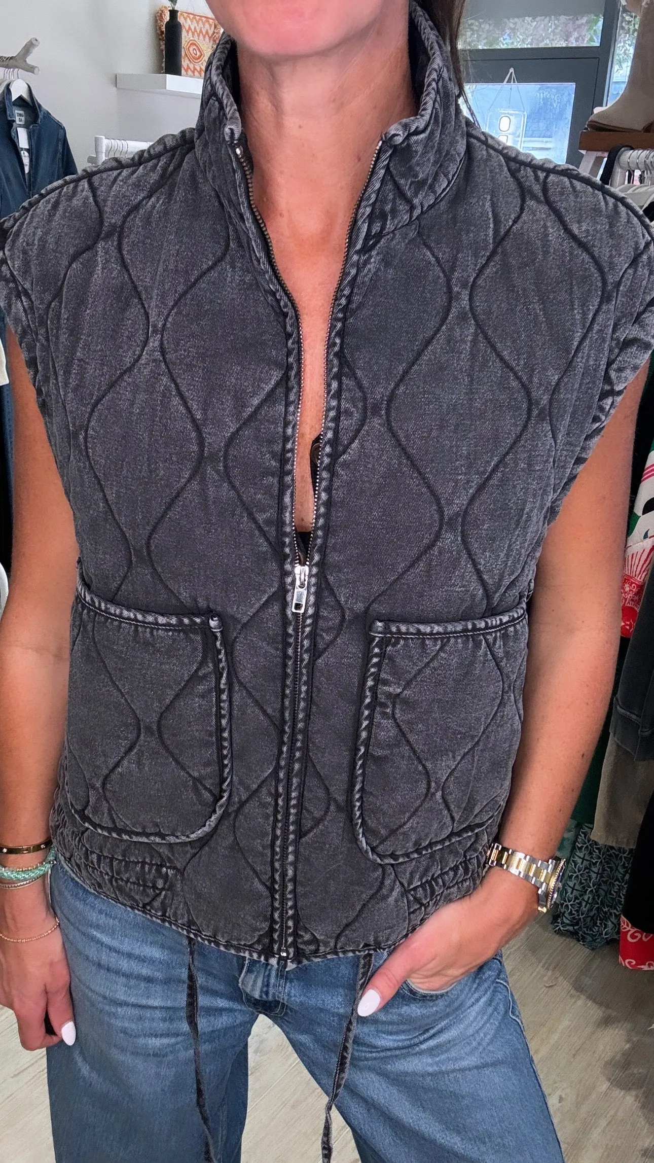 Amelia Gilet